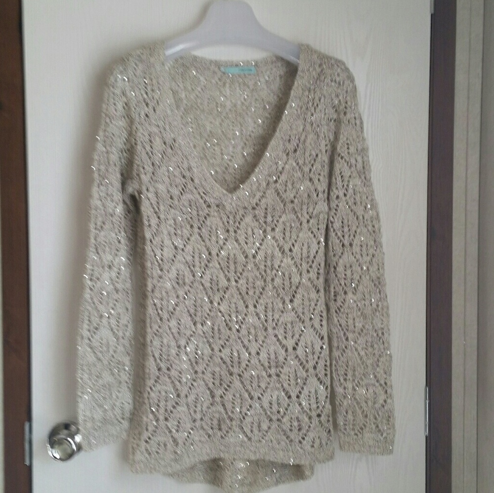 Open-weave sequin embellished sweater
